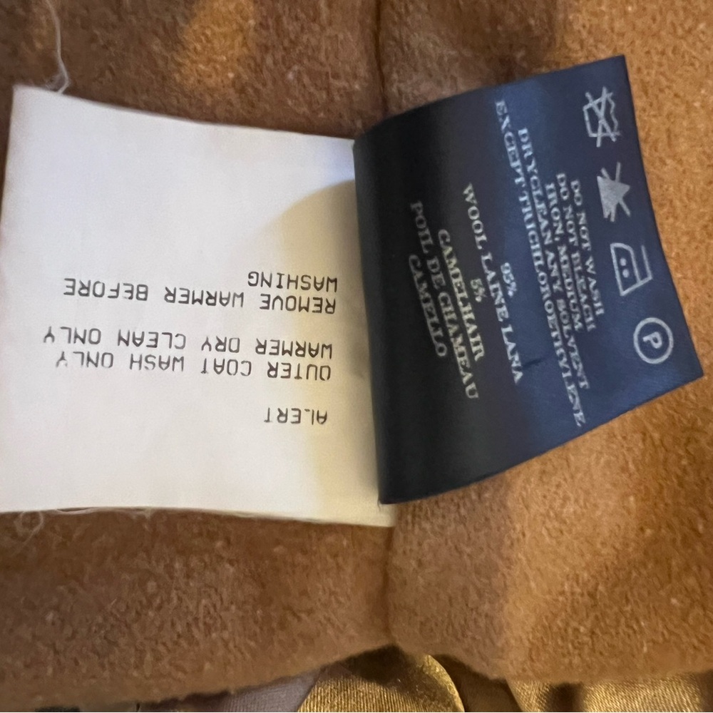 Burberry Tan trench/rain coat - Picture 5 of 8